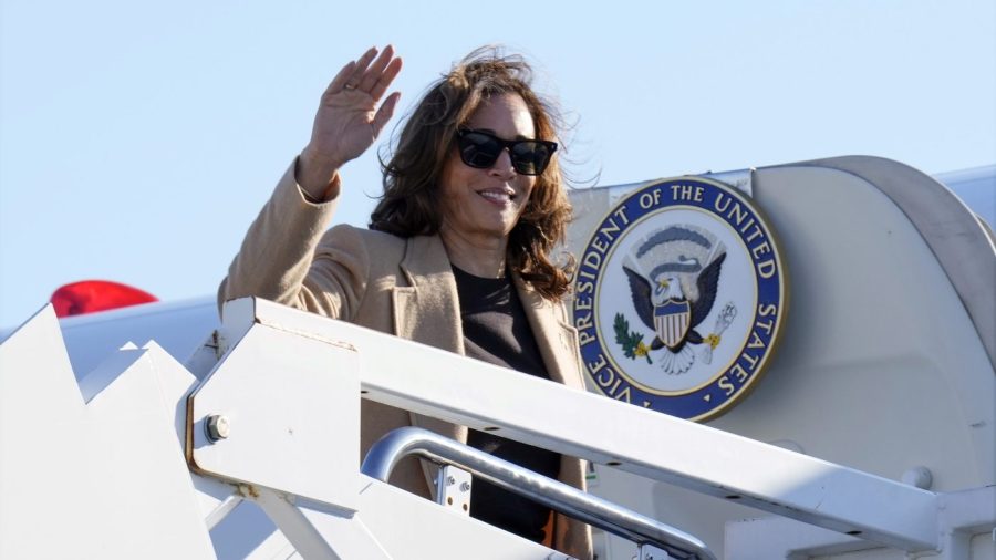 Nearly 100 top business leaders back Harris for president post thumbnail image